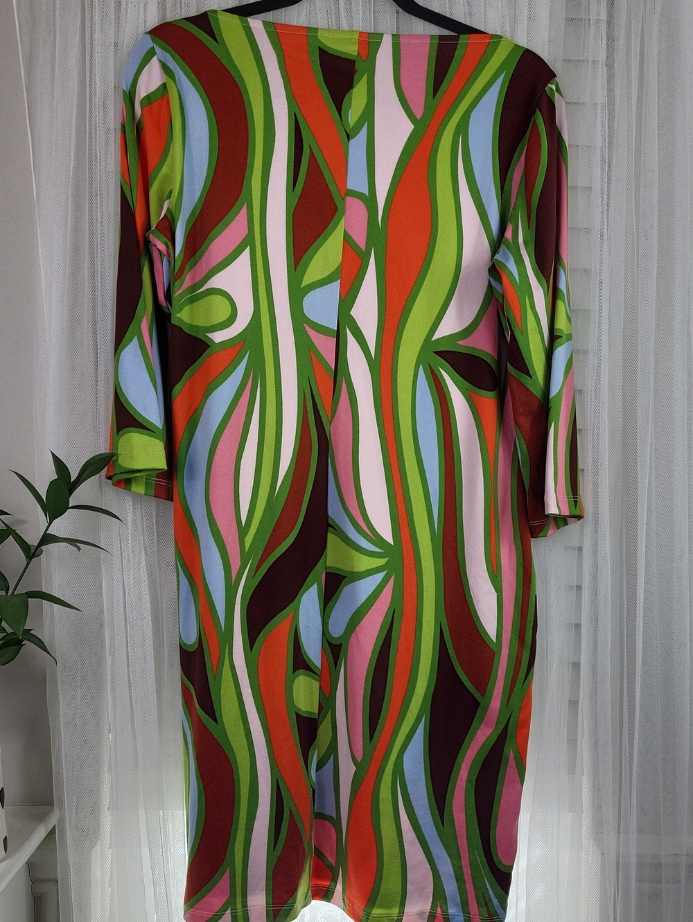 Lesley Evers Abstract Multicolor Shift Dress 3/4 sleeves. Size M - Picture 8 of 8